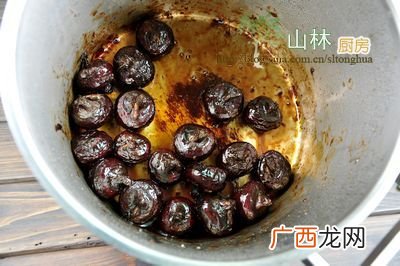 水煮荸荠要去皮吗,熟荸荠怎么去皮？