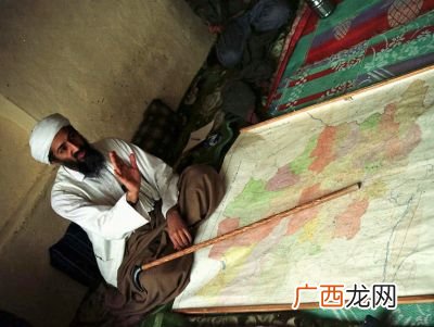 拉登的事迹,海豹突击队乔装追匪徒是什么电影？