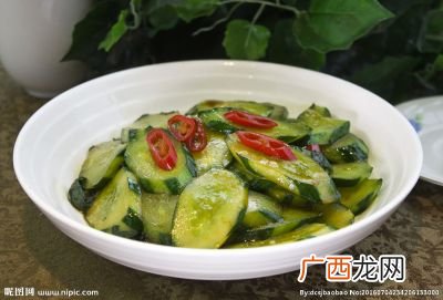 清炒黄瓜片的做法,清炒黄瓜虾仁儿最正宗的做法？