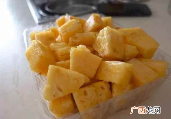 晚上吃菠萝能减肥吗