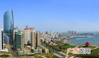 青岛和济南哪个发达,济南的发展为什么不如青岛?