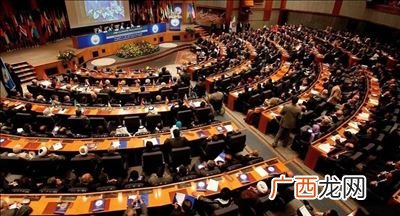 联合国六大官方语言分别是什么,三大语言是那三大?