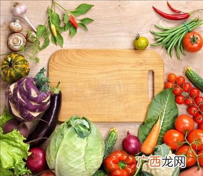 哪种材质的菜板比较好,最好用的菜板？