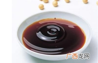 平时蘸着吃的酱油是生抽还是老抽,做蘸料用生抽还是蒸鱼豉油？