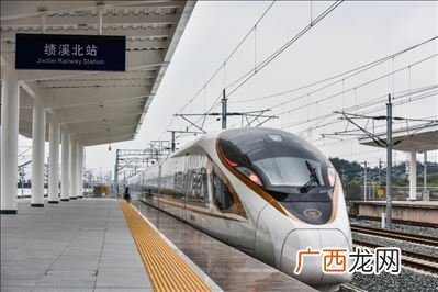 宣城高铁经过哪些地方,宣城高铁站和宣城火车站在一起吗？