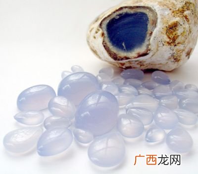玛瑙玉髓是什么,普通金属玉髓/玛瑙是什么意思？
