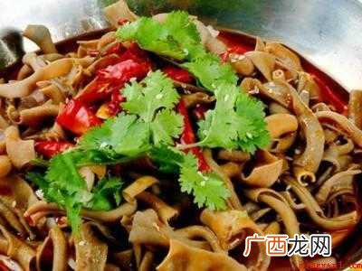 鸭肠怎么吃共有4步,鸭肠可做成干锅鸭肠 鸭肠怎么吃