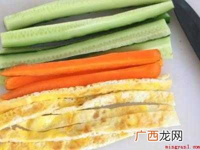 寿司紫菜怎么吃