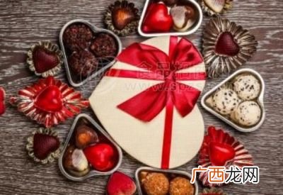 情人节送巧克力代表什么意思,情人节的时候为什么男生要送女生巧克力？