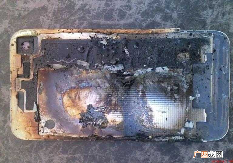 iPhone6系:纵观苹果,发现乔布斯前后的几代苹果手机都没