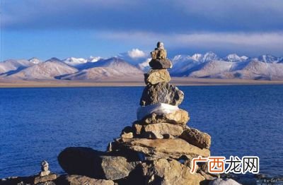 玛尼堆的意义是什么,稻城亚丁堆石头意义？