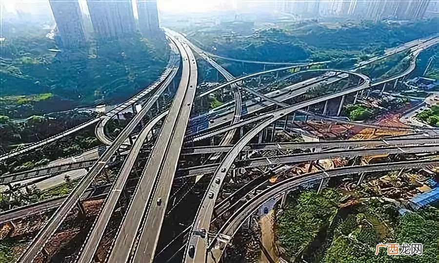 盘龙立交在哪里,重庆盘龙立交桥怎么通过？