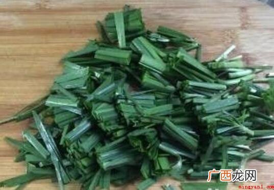 河虾炒韭菜的步骤是什么