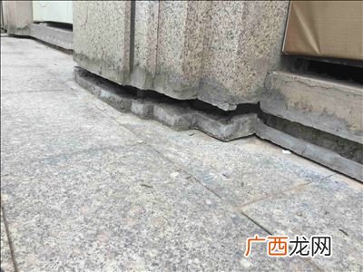 地基出现不均匀沉降的原因是什么,房屋地基会出现不均匀沉降？