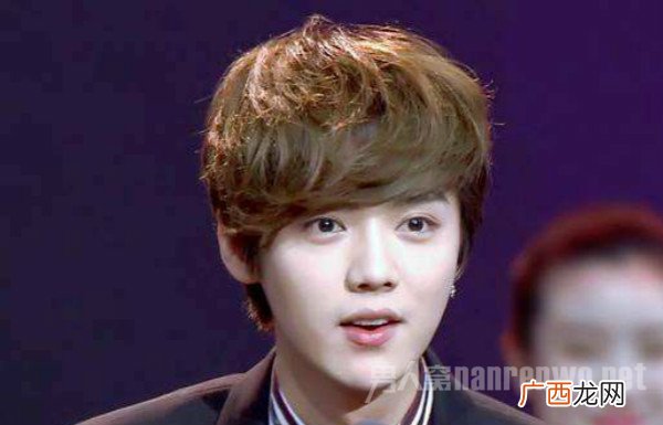 男生好看的发色,21岁男生适合什么发色？