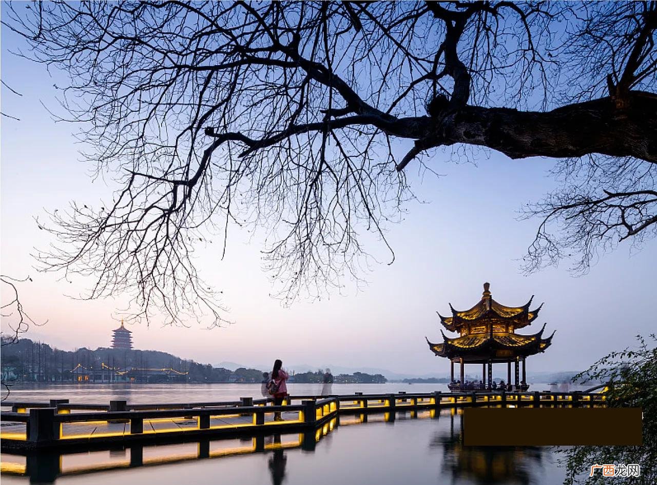 西湖景区起源及发展介绍 著名景点西湖的历史背景
