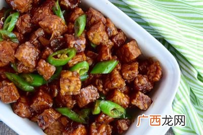 清炖牛排骨怎么做好吃又简单,新鲜牛排骨怎么做好吃又简单？