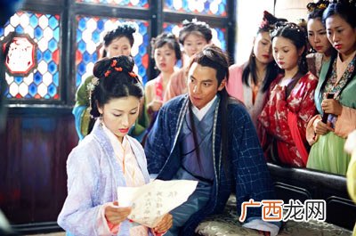花魁杜十娘电影大结局,花魁杜十娘结局？