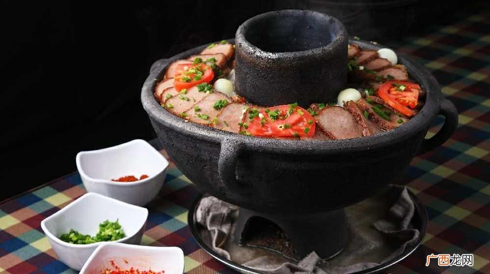 请问四川人的口味怎么样,为什么四川人喜欢吃麻辣的食物呢？