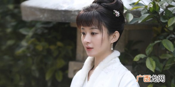 知否卫小娘谁演的,知否中明兰母亲的扮演者？