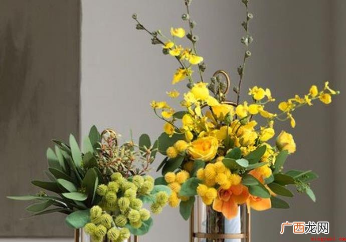 水里加什么可以延长鲜花的花期