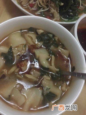 揪片子汤饭的做法,北方人叫面条叫什么？