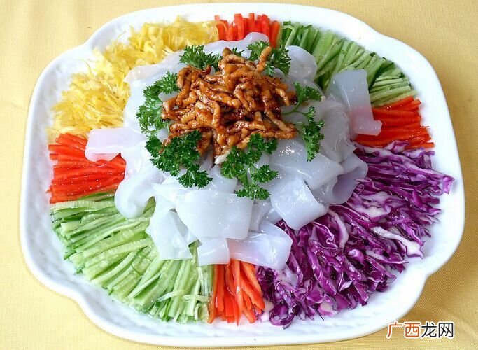 东北拉皮的做法与步骤,东北大拉皮的家常做法不用肉？