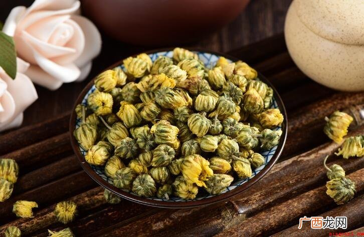 胎菊和菊花的区别有哪些