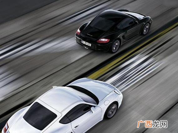 可以从右边超车吗,在多车道行车，可以从右边车道超车吗?谁能详细讲解下相关知识?先谢？