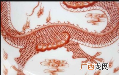 赞颂英雄豪杰的成语有哪些,形容英雄多的字和词是？