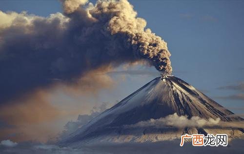 日本富士山喷发的后果,富士山喷发对甲府的影响？