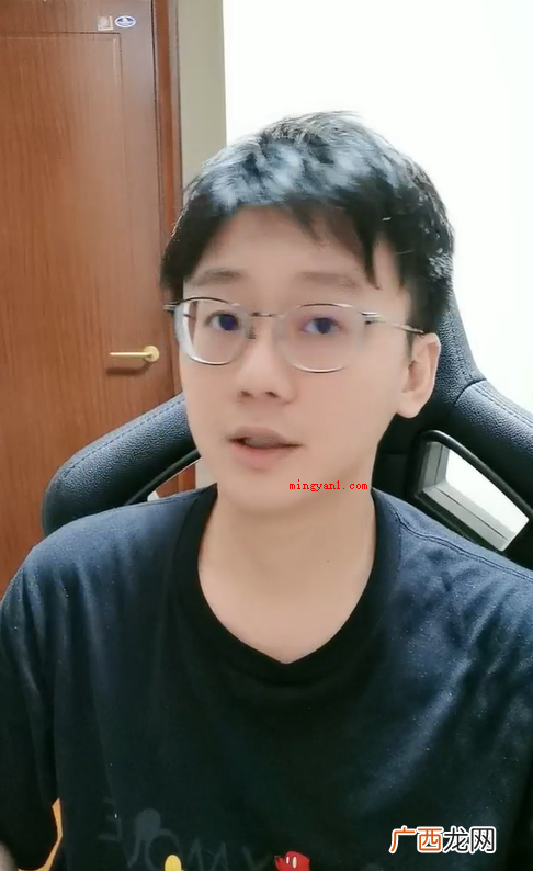 陶白白是一位抖音短视频的up主,关键讲解星座层面的专业知识 陶白白是什么梗？是什么意思