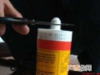 新手如何打玻璃胶
