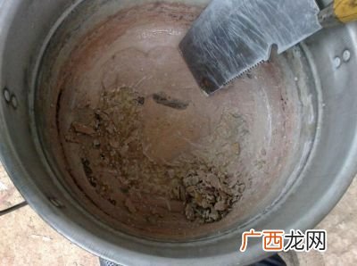 如何清除水垢,用什么方法能去除水垢？