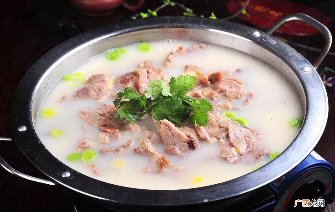 煮羊肉的正确方法,东北烀羊肉的家常做法？