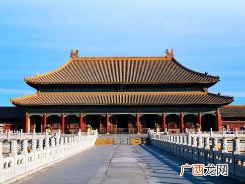 故宫的乾清宫,乾清宫的样子描写50字？