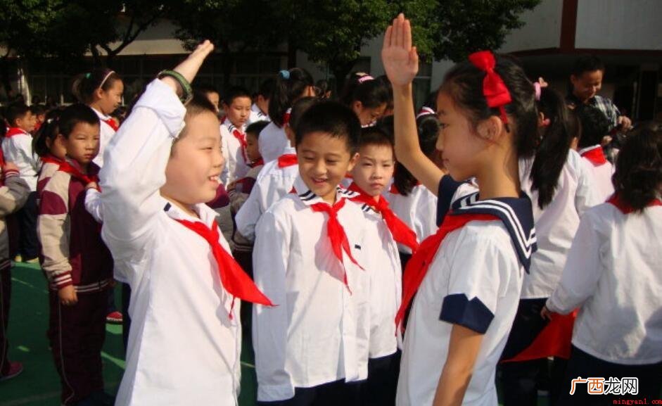 什么叫少先队员? 什么是少先队员