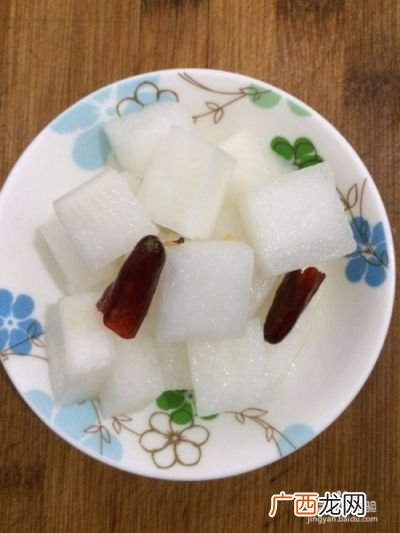 酸甜萝卜的腌制方法,做糖醋萝卜咸菜怎么做？