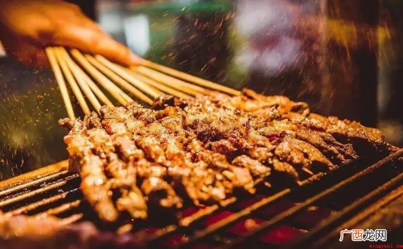 烧烤必备的食物明细有什么 烧烤必备的食物清单有哪些
