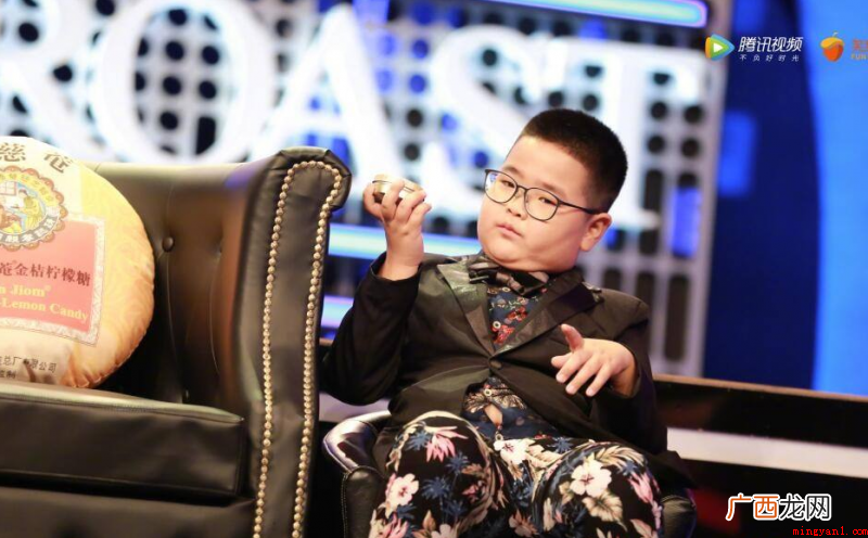 娱乐圈当红小鲜肉花旦,居然看到新面孔叫做 谢飞机是什么意思