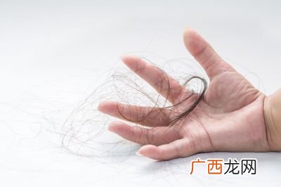 四寸用手指怎么量,中医学的寸用手指怎么测量？有没有说的让人好懂的？