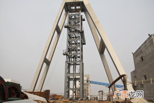 吊是什么意思,\"吊\"这个字是什么意思？