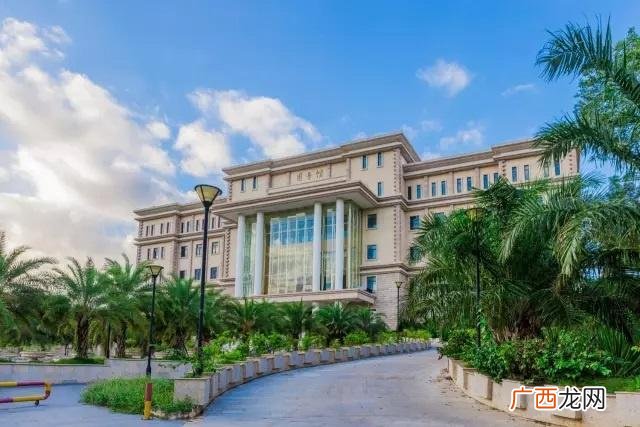 海南三亚那里有什么好大学,三亚大学详细介绍？