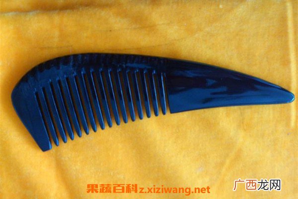 牛角梳的作用与功效,用牛角梳和木梳哪个生发比较快？
