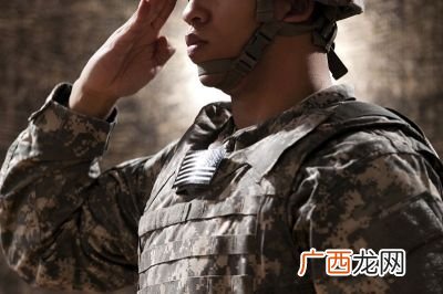 求关于特种兵退役后的小说,找几部退役特种兵的小说？