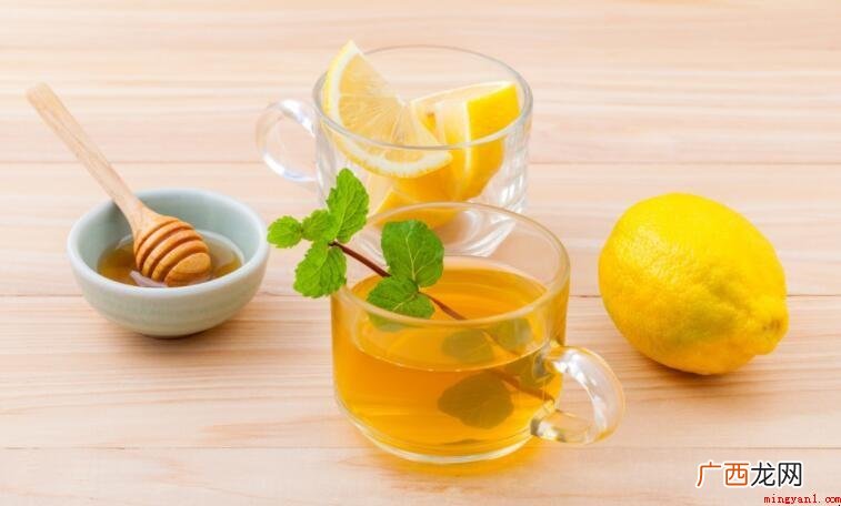 冲蜂蜜水的温度几度恰好 冲蜂蜜水的温度多少度刚好