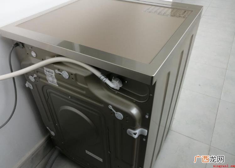 全自动洗衣机上排水和下排水的区别是什么? 上排水和下排水的区别是什么