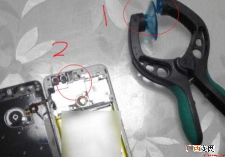 手机后盖怎么打开内容 手机后盖怎么打开