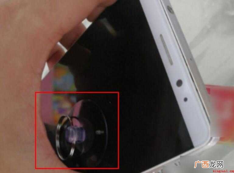 手机后盖怎么打开内容 手机后盖怎么打开