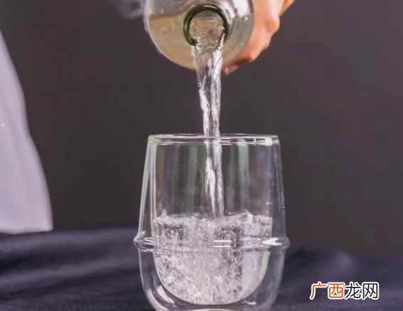 白开水往是自来水烧开后的状态 蒸馏水可以喝吗